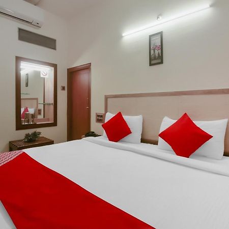 Kaveri Hotel Bed & Breakfast Mysore Εξωτερικό φωτογραφία