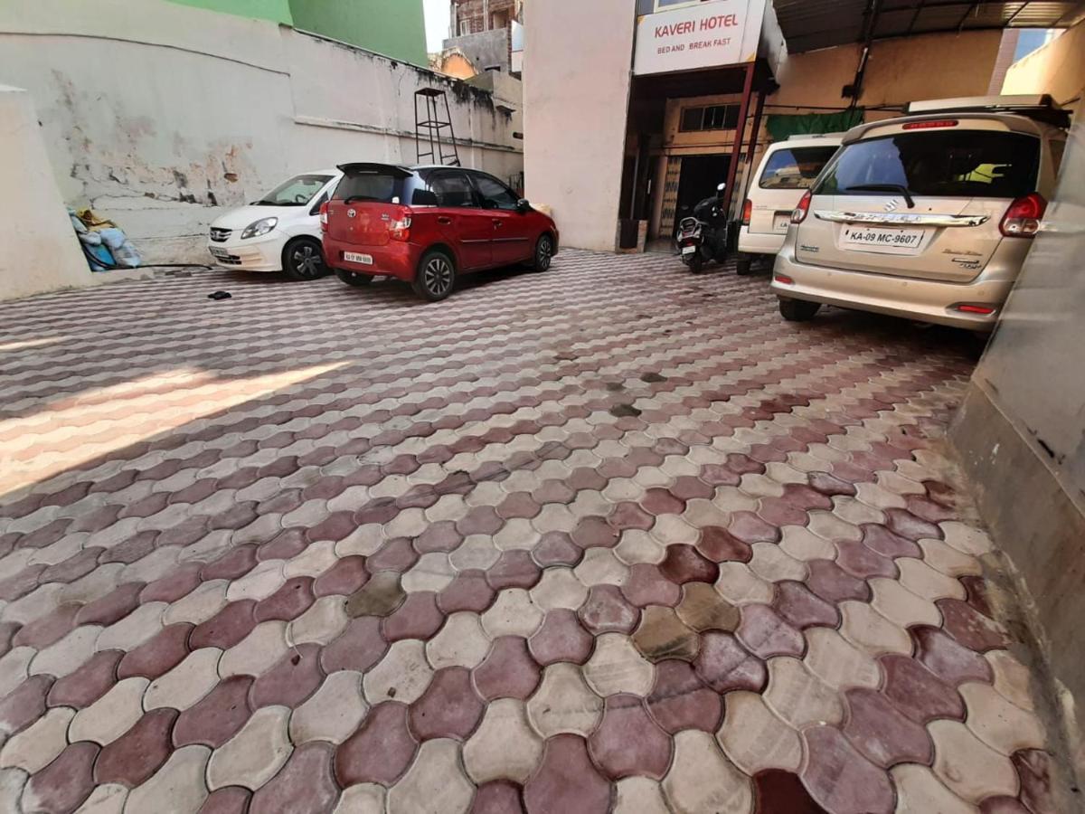 Kaveri Hotel Bed & Breakfast Mysore Εξωτερικό φωτογραφία