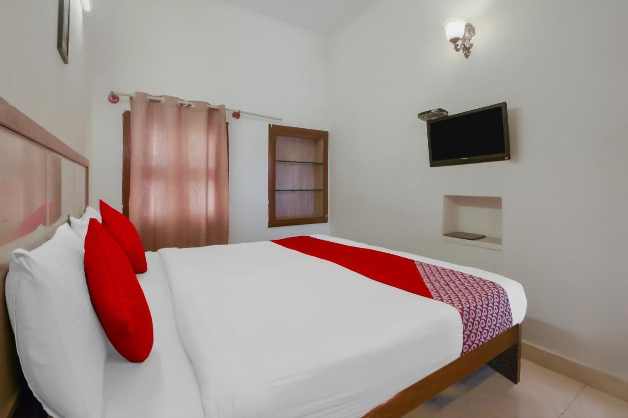 Kaveri Hotel Bed & Breakfast Mysore Εξωτερικό φωτογραφία