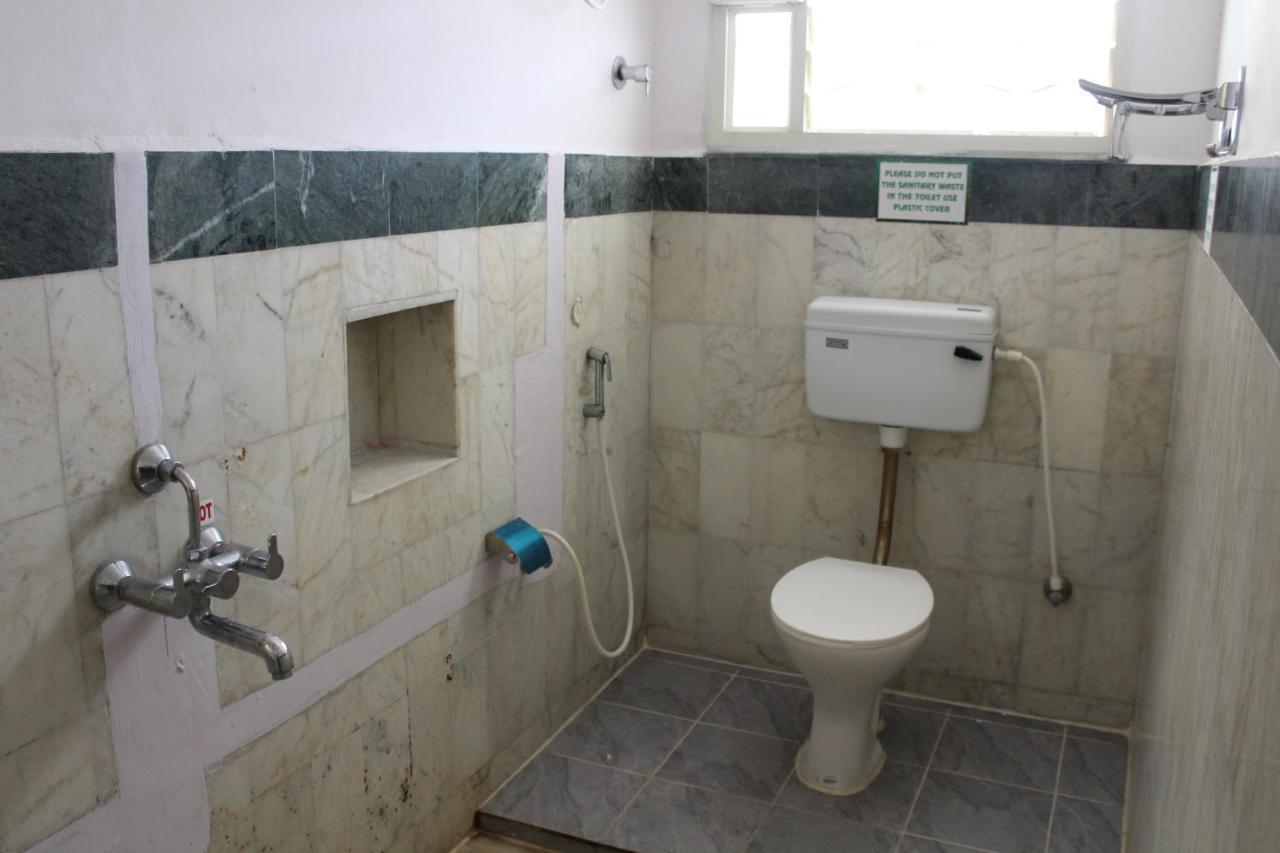 Kaveri Hotel Bed & Breakfast Mysore Εξωτερικό φωτογραφία