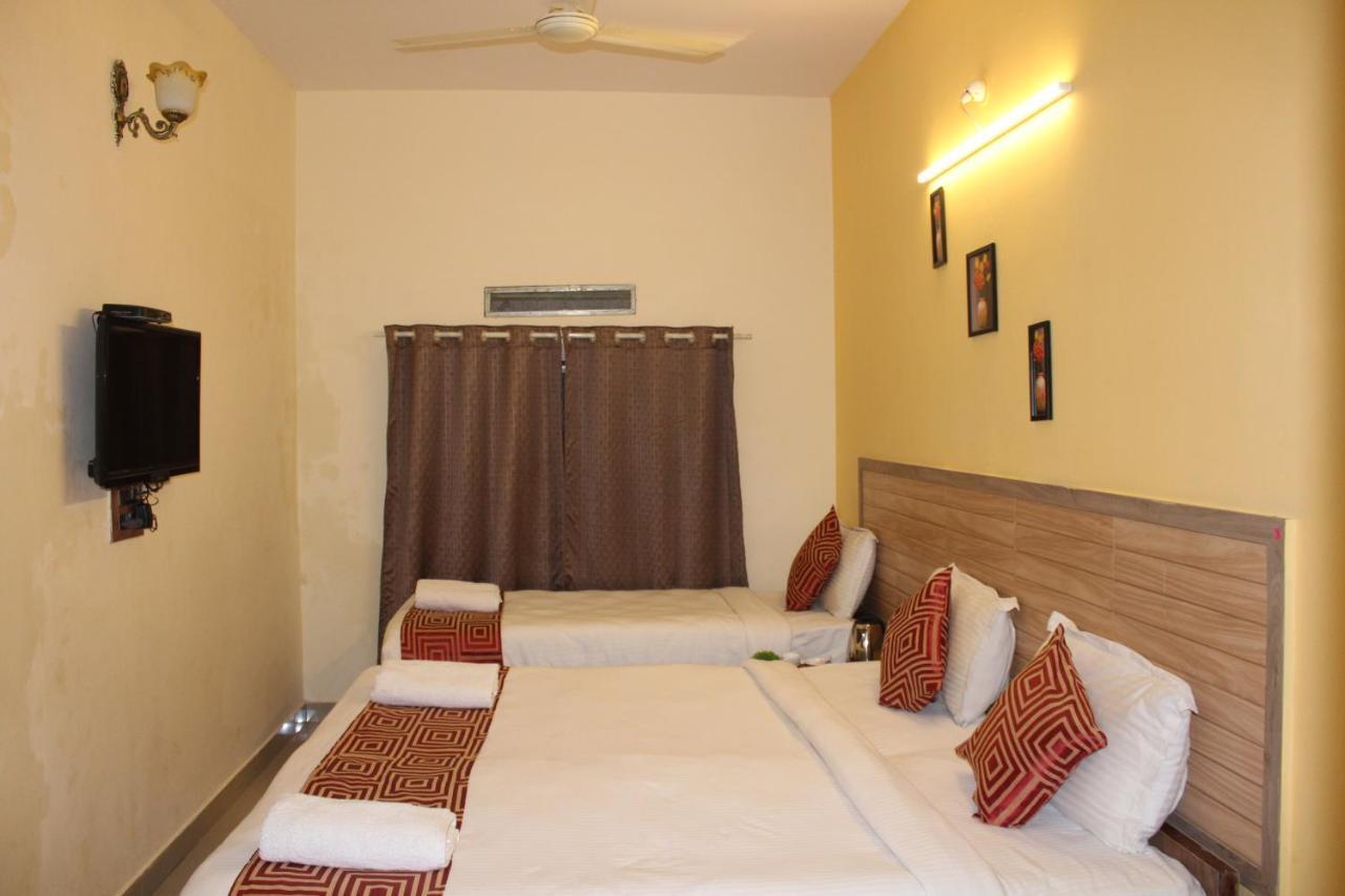 Kaveri Hotel Bed & Breakfast Mysore Εξωτερικό φωτογραφία