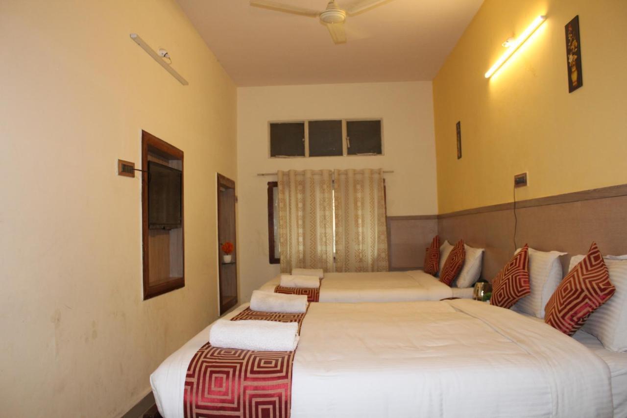 Kaveri Hotel Bed & Breakfast Mysore Εξωτερικό φωτογραφία